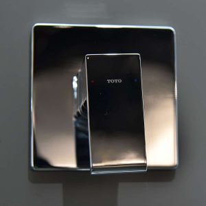van dieu chinh nhiet do sen am toto tbg08303va chrome 2