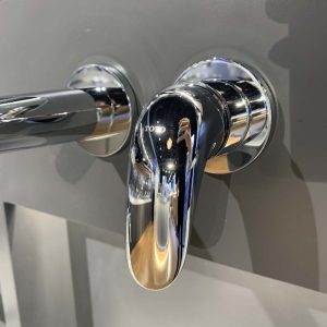 voi lavabo nong lanh toto tls03308b gan tuong 2 lo 5